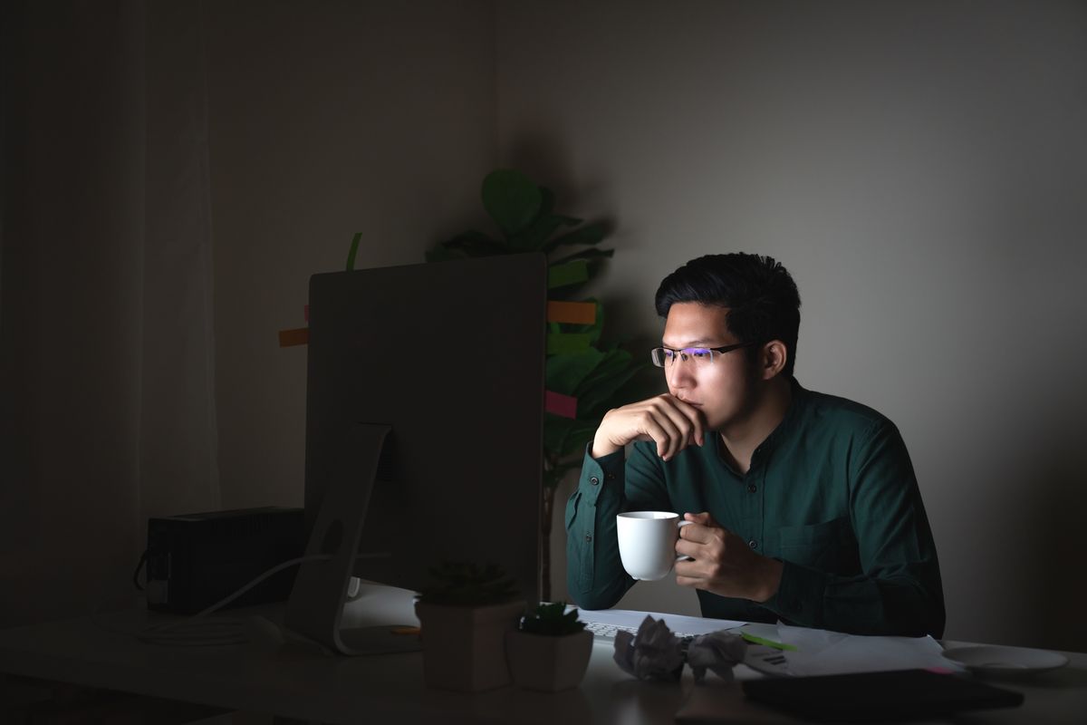 Kenapa Orang Sibuk Lebih Jarang Sakit? Ini Rahasia Aneh di Baliknya